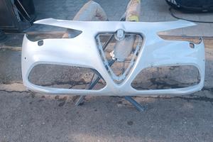 paraurti anteriore alfa romeo stelvio