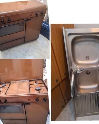 Cucina, lavello e sportelli