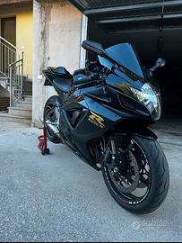 Gsx-R 750 K7