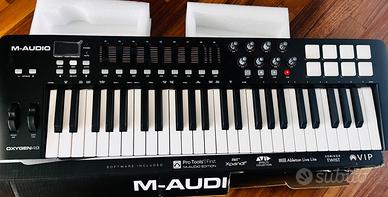 M-Audio Oxygen 49 MK IV - controller midi