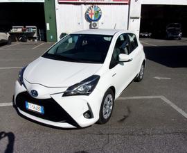 TOYOTA Yaris 1.5 Hybrid 5 porte Business