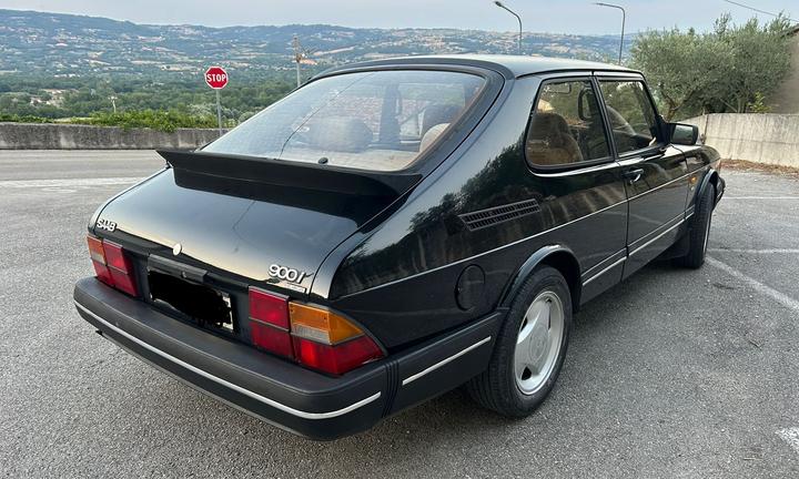 Saab 900 i 2.0 16v