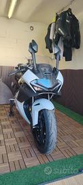 CF MOTO 675 SR del 2026