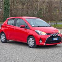 Toyota Yaris 1.0 5 porte Lounge 2015-E5 Manuale NE
