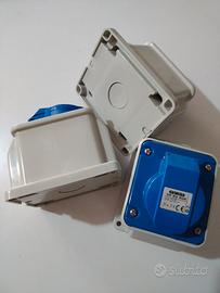 3 Prese Industriali Gewiss 16A GW62404