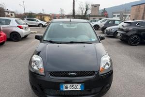 Ford fiesta benzina km 79000