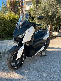 Yamaha X-Max 300 ABS