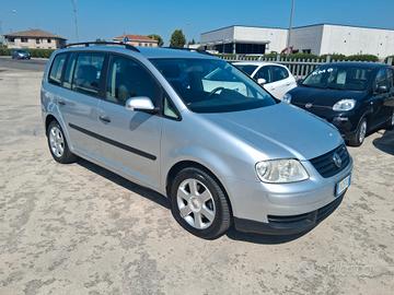 Volkswagen Touran 1.9 TDI 90CV Conceptline