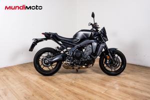YAMAHA MT 09 - 2025