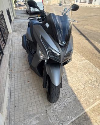 Scooter 300