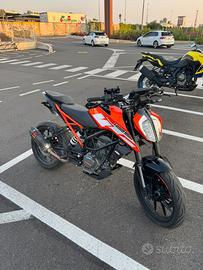 KTM Duke 125