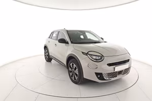 FIAT 600 Hybrid 110 CV DCT MHEV