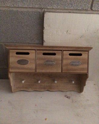 SCAFFALE CON 3 CASSETTI