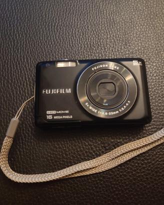 Macchina fotografica Fujifilm 16 mega pixels 5x