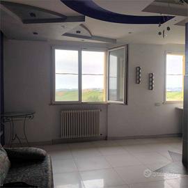 Appartamento di 150 m² con 5 locali e box auto a S