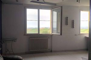 Appartamento di 150 m² con 5 locali e box auto a S