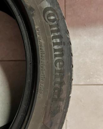 Gomme invernali  Continental  215/50/18