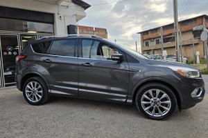 Ford Kuga 2.0 TDCI 180 CV S&S 4WD Powershift Vigna