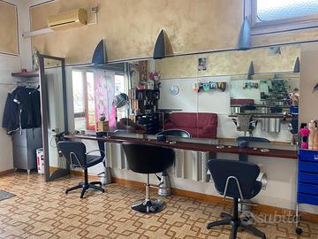 Arredo salone parrucchiera