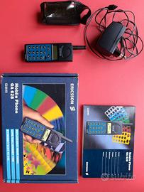 Telefono cellulare Sony Eriksson anni 90