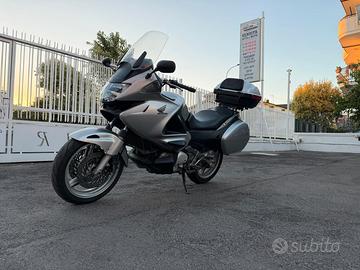 Honda Deauville 700 KM CERTIFICATI IN FATTURA