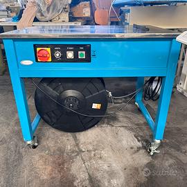 Reggiatrice automatica