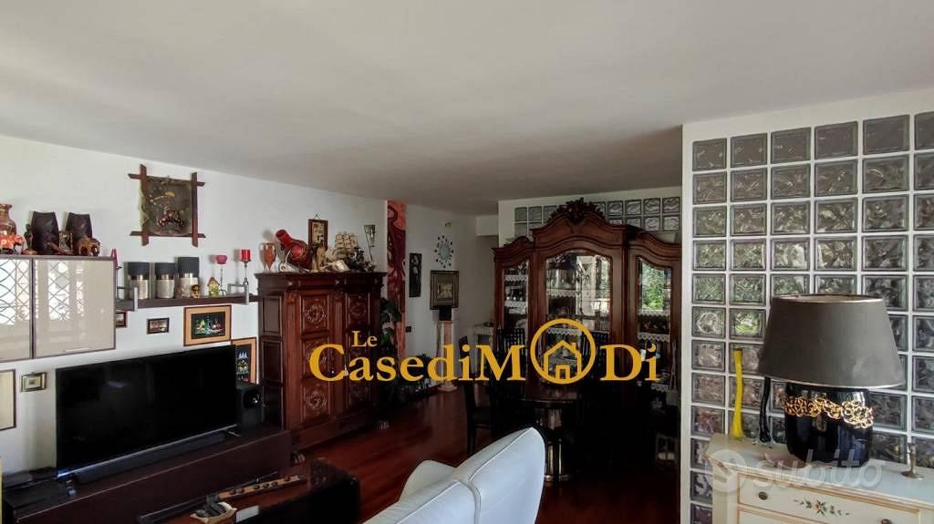 Apartment in Livorno, Consiglio di Zona 6 - Altro