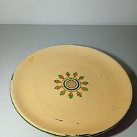 Piatto in ceramica della manifattura MammaRò