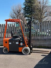 Carrello elevatore elettrico a batteria LUGLI