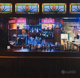 arredamento completo per  irish PUB