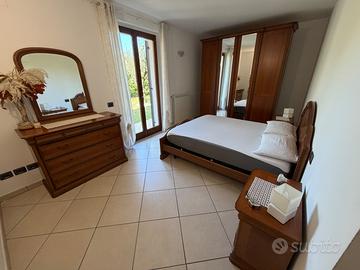 Camera da letto completa in Rovere Massello