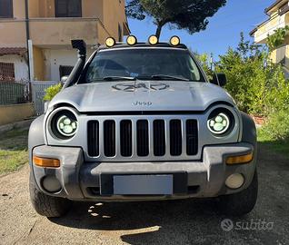 Jeep Cherokee 2.5 CRD Sport 4x4 – 2003