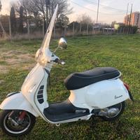 Vespa 300 GT S