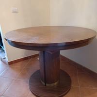 Tavolo rotondo