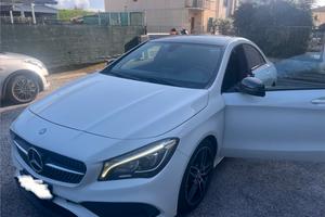 Mercedes CLA 200 Premium
