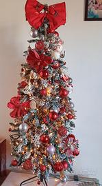 Albero slim innevato