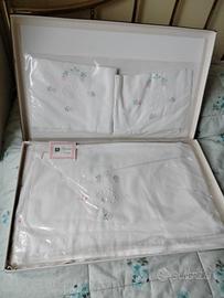 Parure Vintage matrimoniale co ricamo a mano