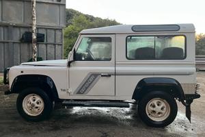 Land Rover Deffender 300