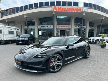 Porsche Taycan 4s Cross Turismo