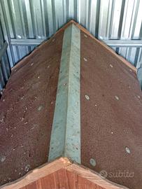 cuccia in legno  grande più piccola in cemento