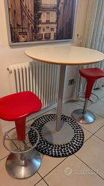 tavolo alto + 2 sgabelli
