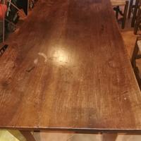 tavolo in noce e sedie 