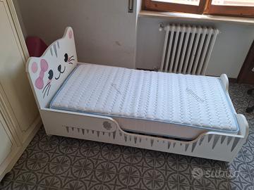 lettino bimba hallo kitty