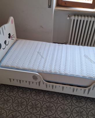 lettino bimba hallo kitty