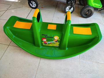 Dondolo per bambini in plastica per esterni 