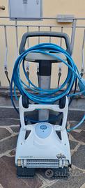 Robot pulitore piscina 