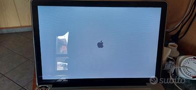 schermo macbook 2011