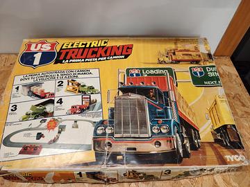 Pista macchinine truck tyco arcofalc