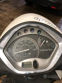 Ricambi moto e scooter seminuovi