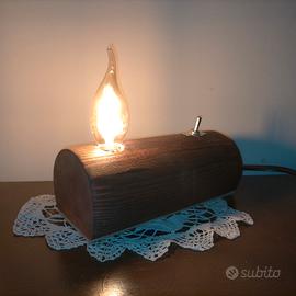 lampada da tavolo in legno
